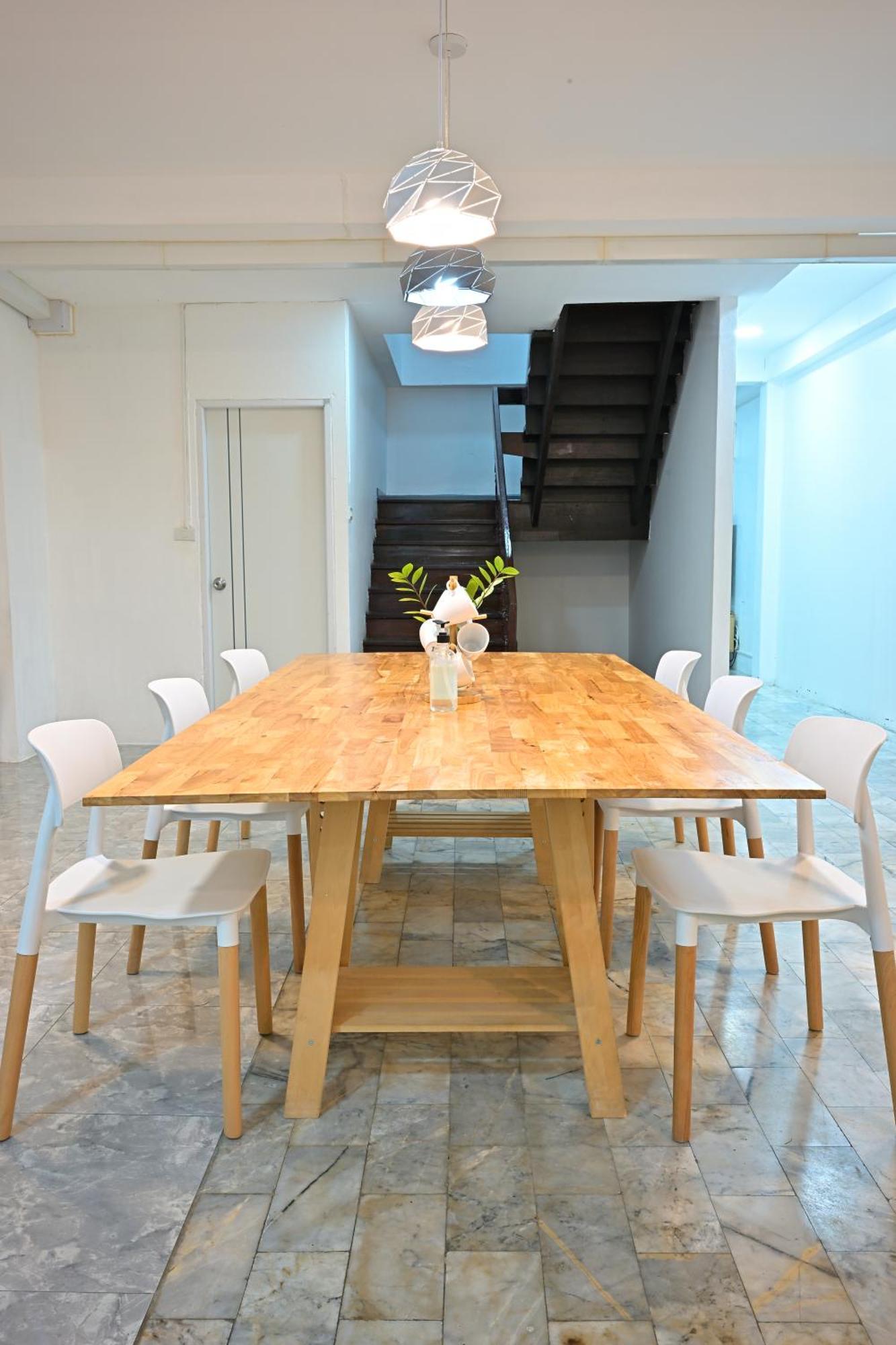 Eco-friendly House Near Street Food Quiet Area